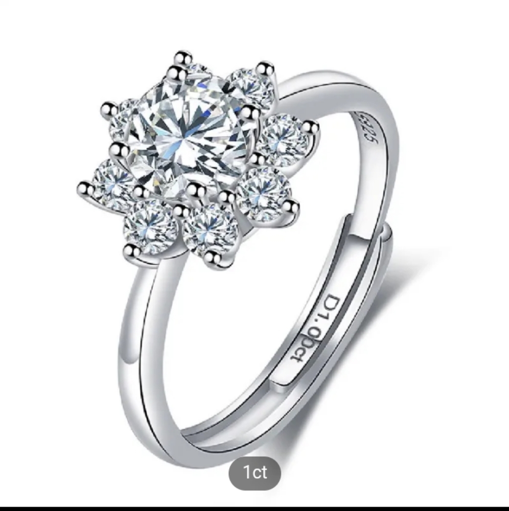 Certified VVS1 1ct Moissanite ring!
